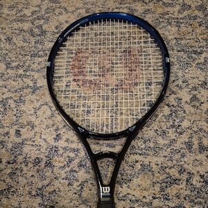 Wilson Sting 110 Tennis Racket.